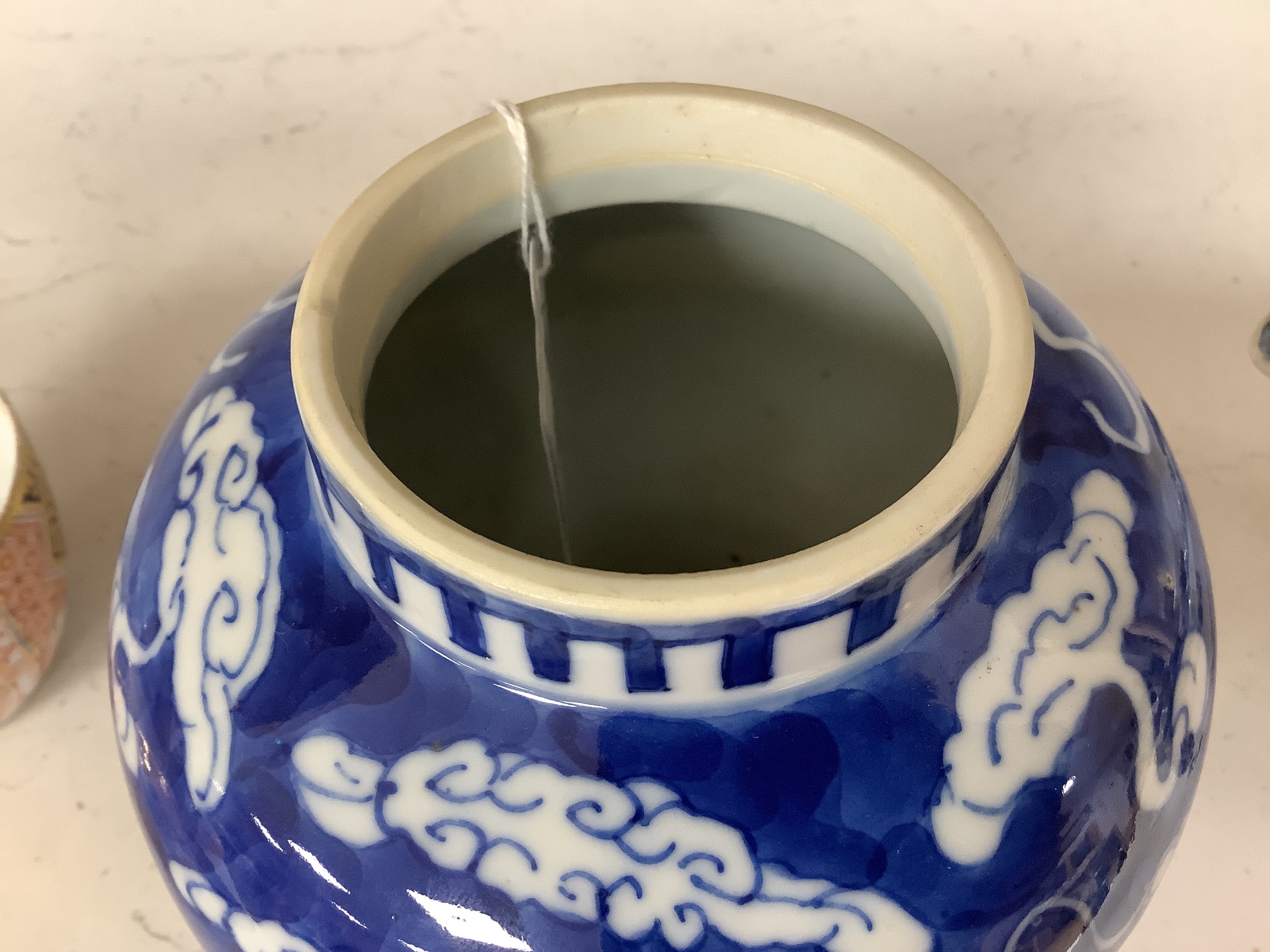 A Chinese blue and white 'dragon' vase, early 20th century, 15cm high